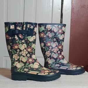FARMCORE Western Chief Shabby Chick Floral & Chicken Rain Boots, Women's Size 9